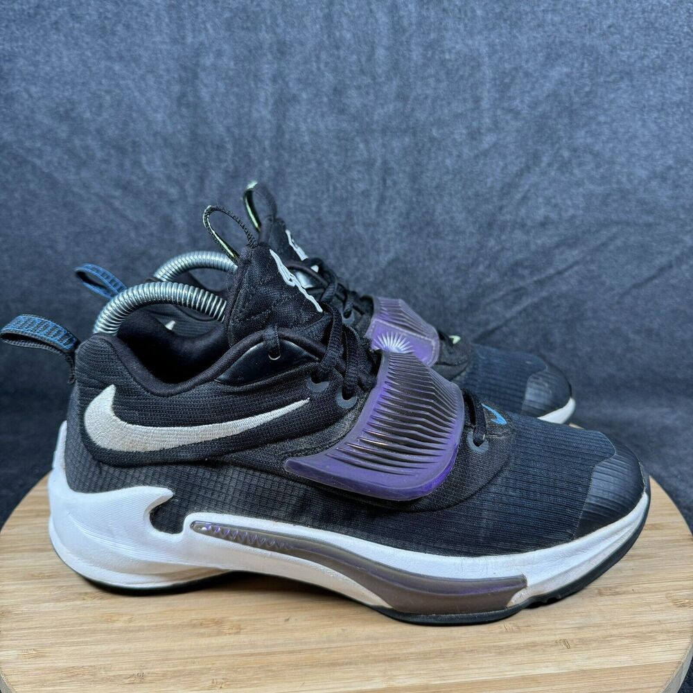 Nike Boys Zoom Freak 3 DB4158-001 Black Basketball Shoes‎ Sneakers Size 6.5Y